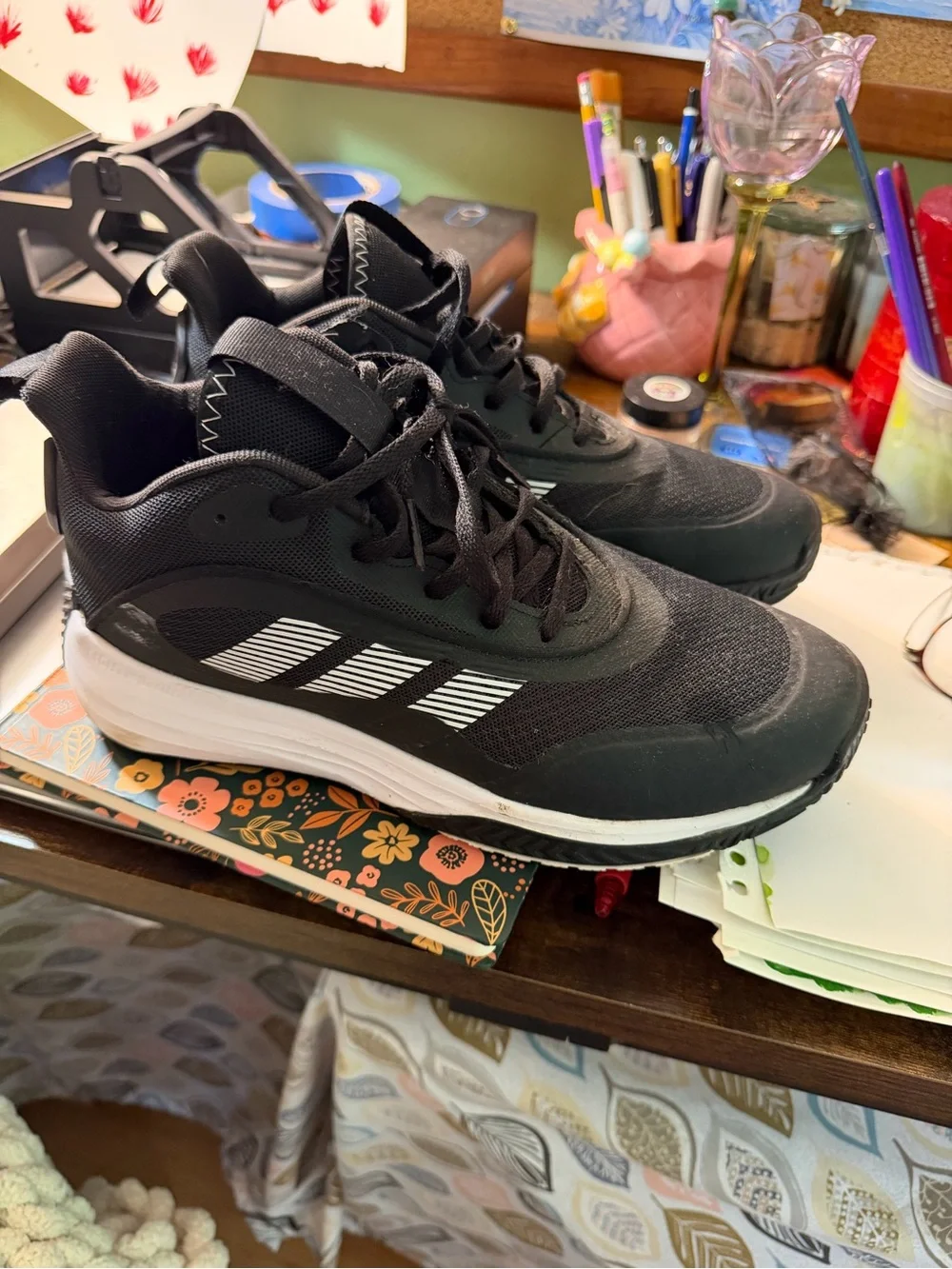 adidas Black Athletic Sneakers with White Midsole Basketball Shoes size 8 in men